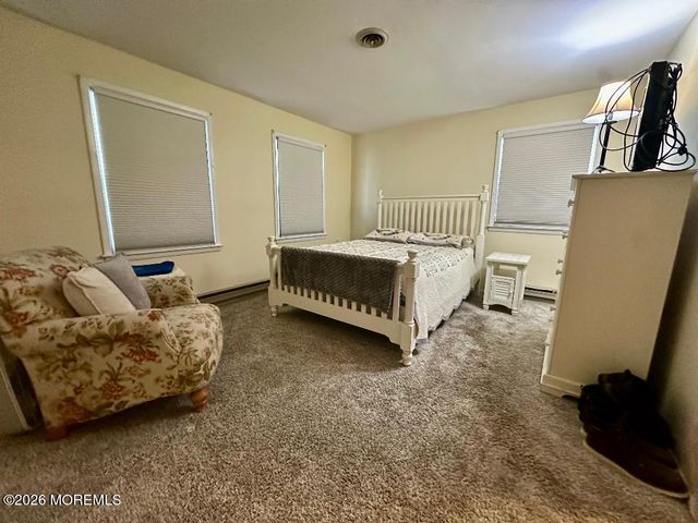 58 Chelsea Drive 70, Manchester, NJ 08759
