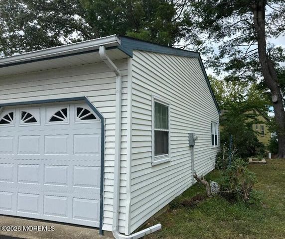 58 Chelsea Drive 70, Manchester, NJ 08759