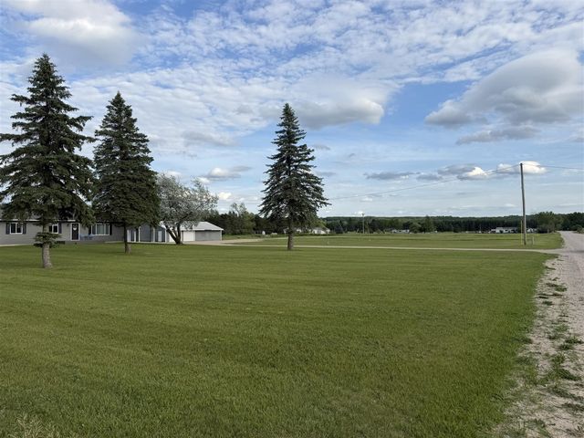 5236 110th Avenue, Evart, MI 49631