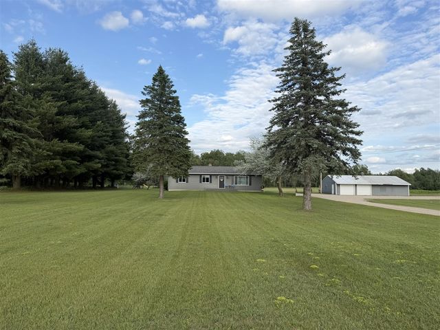 5236 110th Avenue, Evart, MI 49631