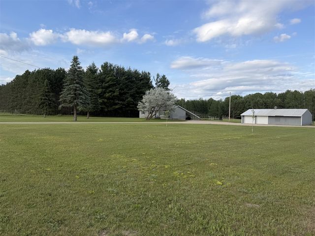 5236 110th Avenue, Evart, MI 49631