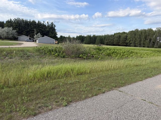 5236 110th Avenue, Evart, MI 49631