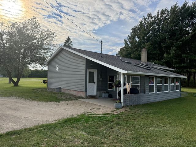 5236 110th Avenue, Evart, MI 49631