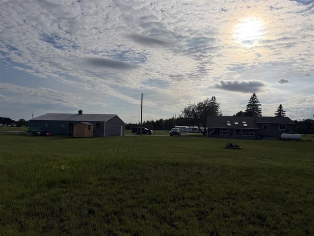 5236 110th Avenue, Evart, MI 49631