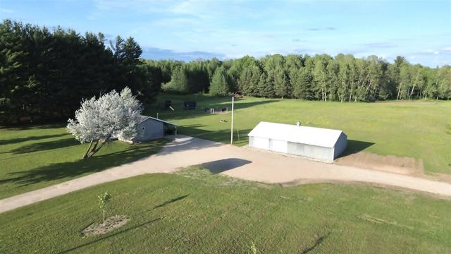 5236 110th Avenue, Evart, MI 49631