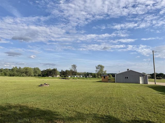 5236 110th Avenue, Evart, MI 49631