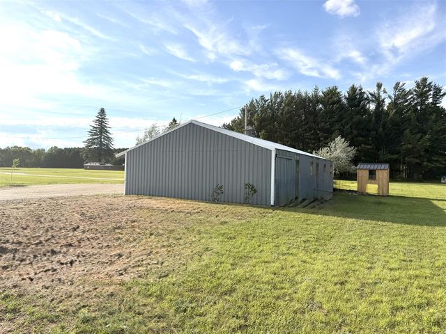 5236 110th Avenue, Evart, MI 49631