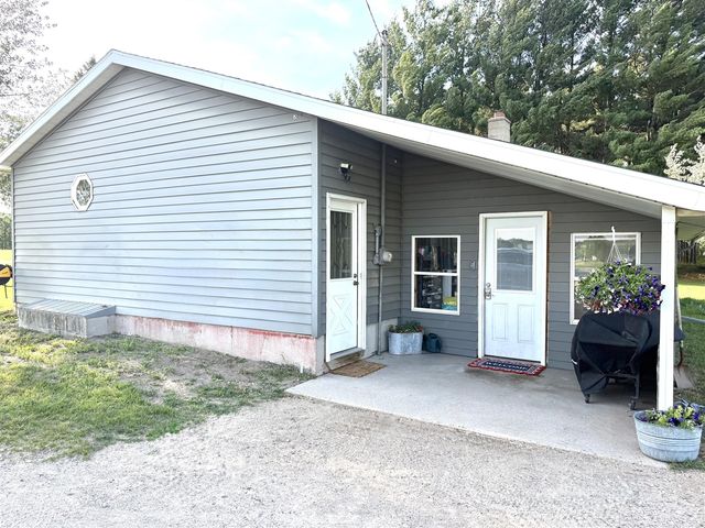 5236 110th Avenue, Evart, MI 49631