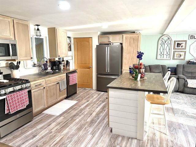 5236 110th Avenue, Evart, MI 49631