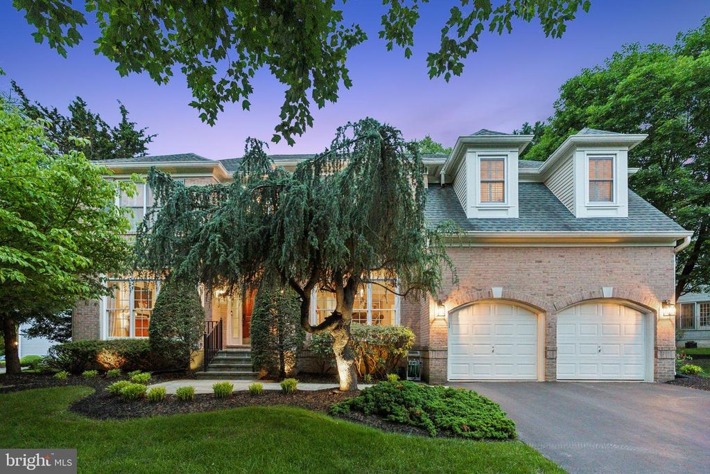 10914 LARKMEADE LN, Potomac, MD 20854