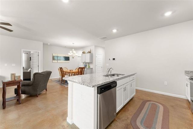 63 CONROE Court, Hoschton, GA 30548