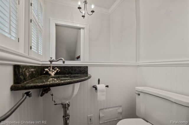 532 Wallace Street, Birmingham, MI 48009