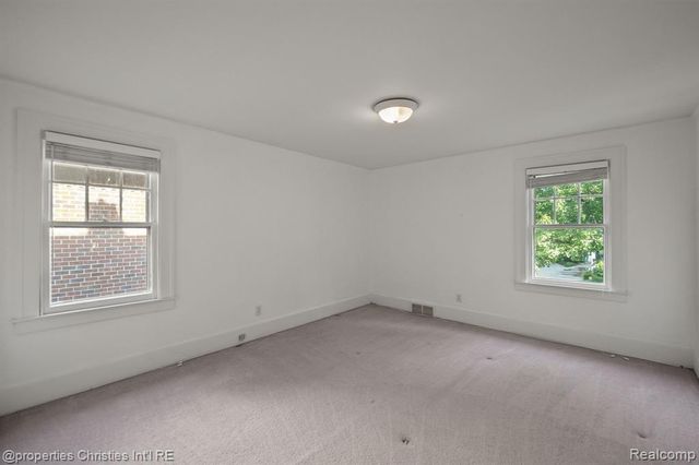 532 Wallace Street, Birmingham, MI 48009