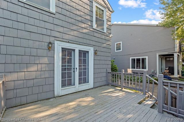 532 Wallace Street, Birmingham, MI 48009