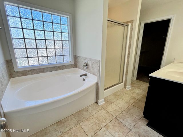 255 Merin Height Road, Jacksonville, NC 28546