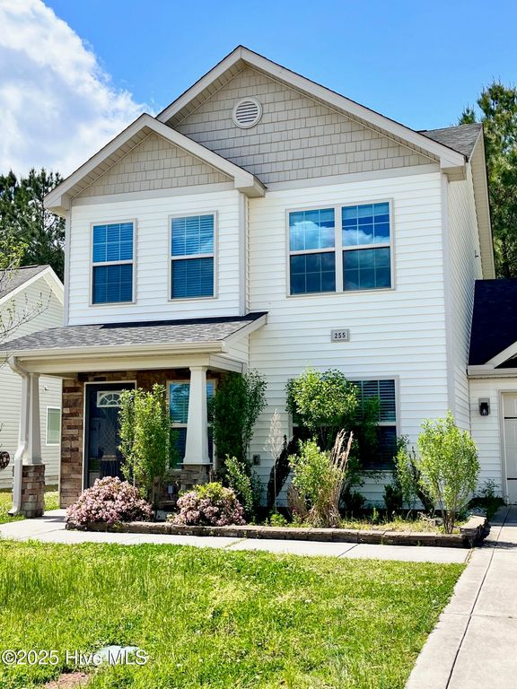 255 Merin Height Road, Jacksonville, NC 28546