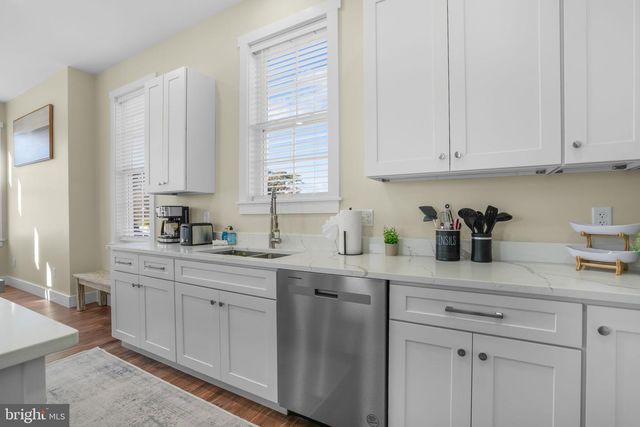 8046 CLARKSON LN, Chincoteague, VA 23336