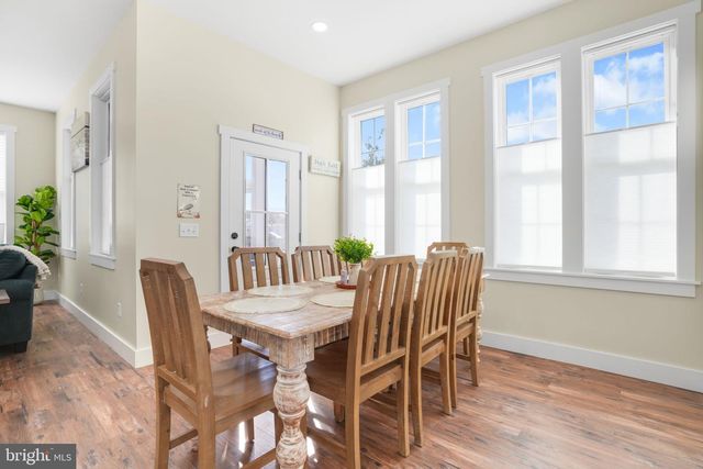 8046 CLARKSON LN, Chincoteague, VA 23336