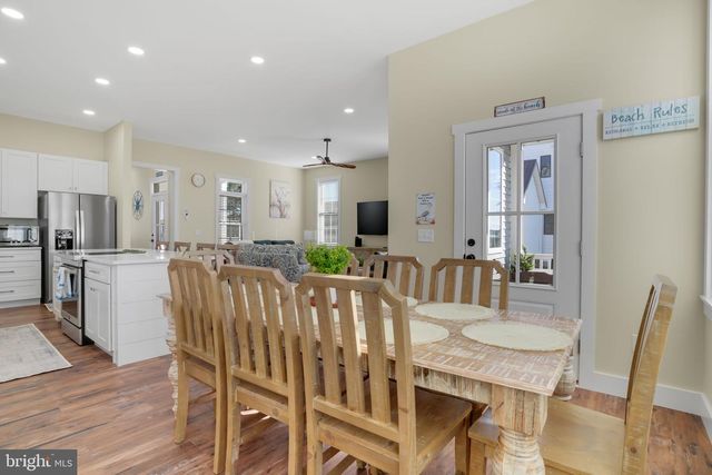 8046 CLARKSON LN, Chincoteague, VA 23336