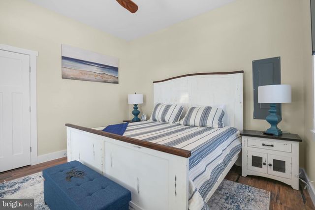 8046 CLARKSON LN, Chincoteague, VA 23336