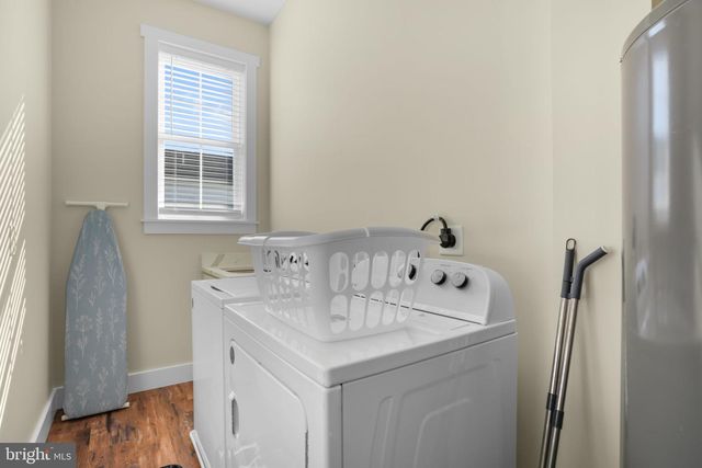 8046 CLARKSON LN, Chincoteague, VA 23336