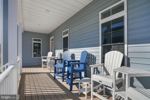 8046 CLARKSON LN, Chincoteague, VA 23336