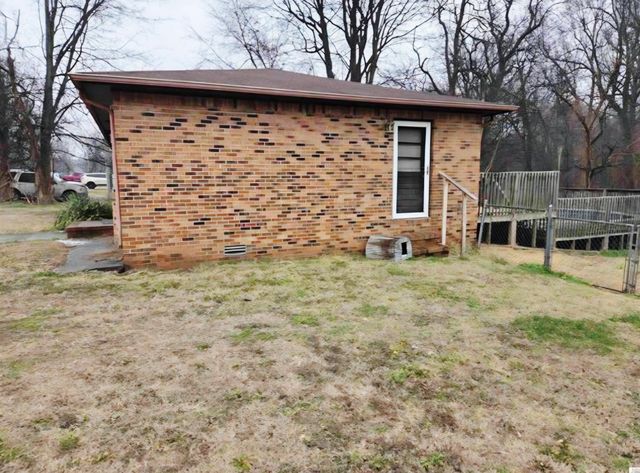143 McCullom Lane, Ledbetter, KY 42058