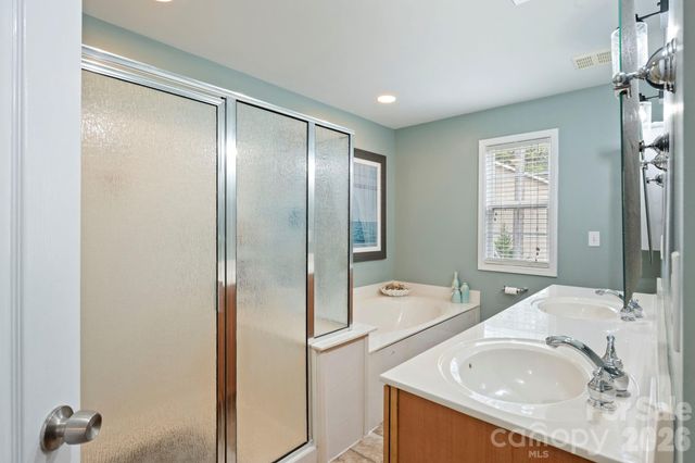 1606 High Ridge Drive, Stanley, NC 28164