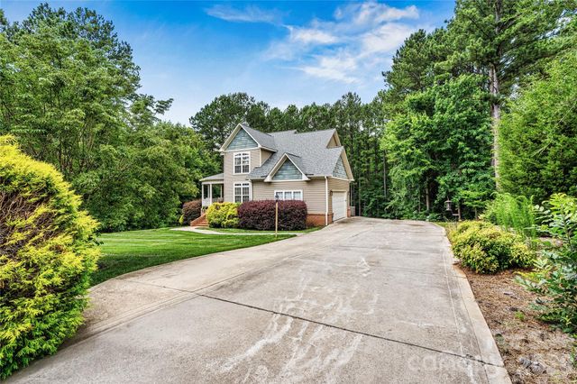 1606 High Ridge Drive, Stanley, NC 28164