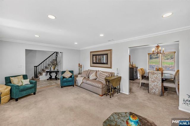 26 Coppola Court, Clifton, NJ 07013