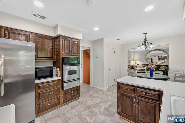 26 Coppola Court, Clifton, NJ 07013
