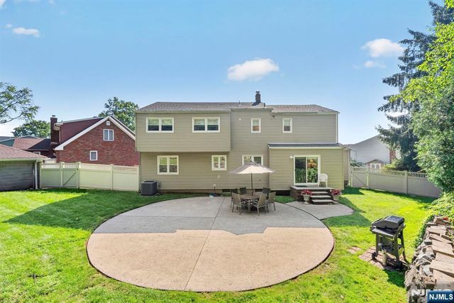 26 Coppola Court, Clifton, NJ 07013