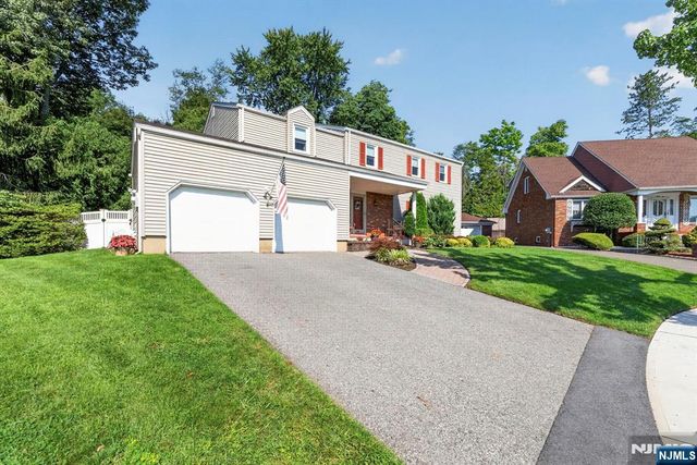 26 Coppola Court, Clifton, NJ 07013