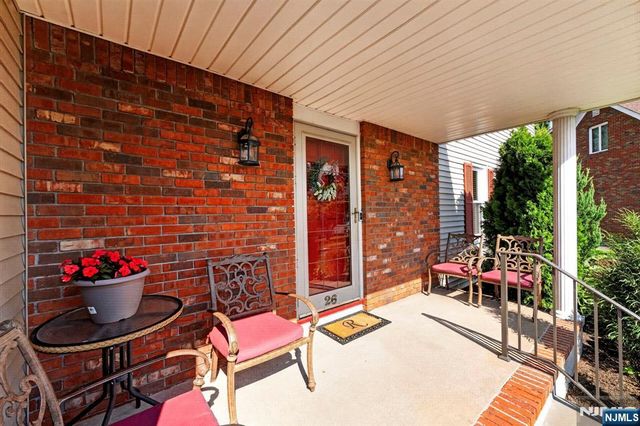 26 Coppola Court, Clifton, NJ 07013