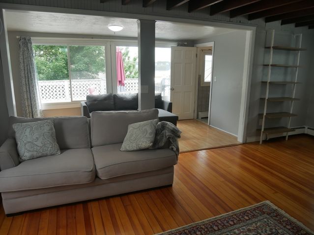 16 Hillside Rd, Hull, MA 02045