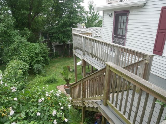 16 Hillside Rd, Hull, MA 02045