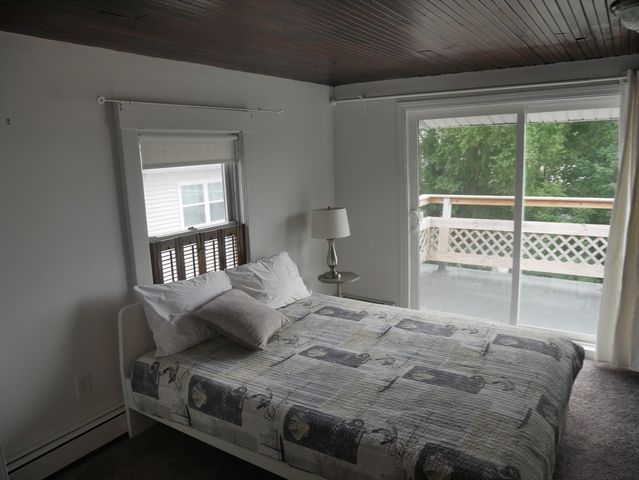 16 Hillside Rd, Hull, MA 02045