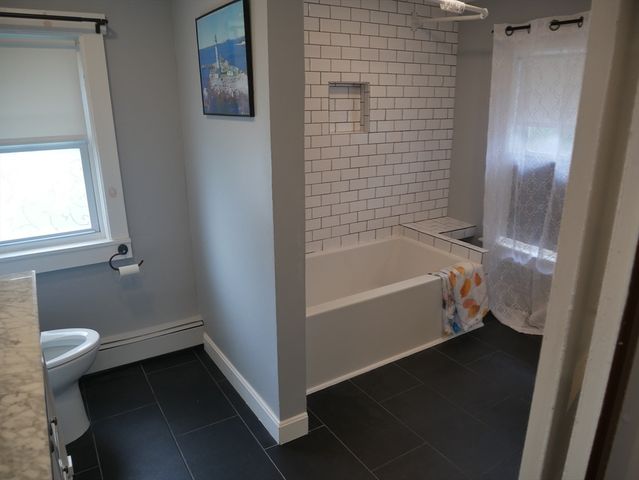 16 Hillside Rd, Hull, MA 02045