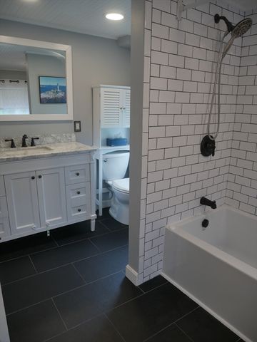 16 Hillside Rd, Hull, MA 02045