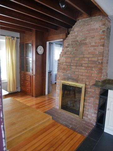16 Hillside Rd, Hull, MA 02045