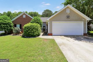 422 Old Ivy Path, Mcdonough, GA 30253