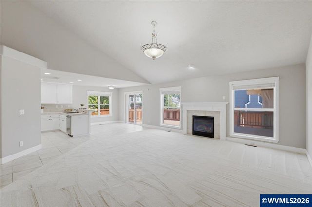 2359 Gale St NW, Albany, OR 97321