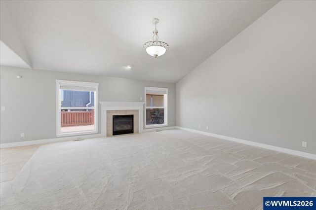 2359 Gale St NW, Albany, OR 97321