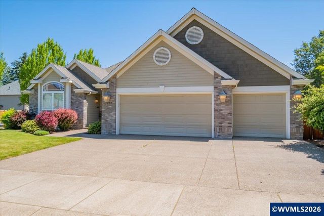 2359 Gale St NW, Albany, OR 97321