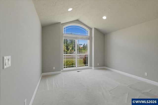 2359 Gale St NW, Albany, OR 97321
