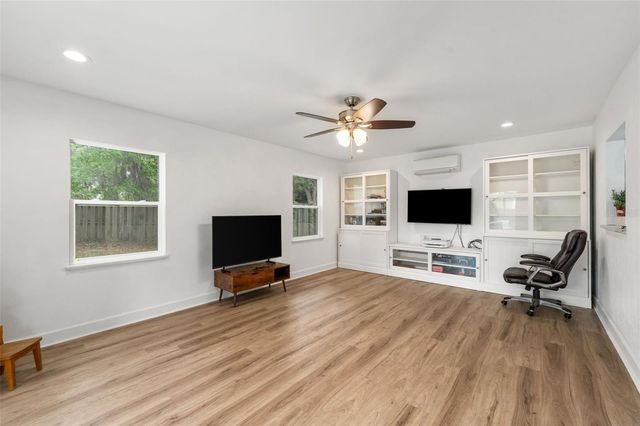 5101 NW 29TH LANE, Gainesville, FL 32606