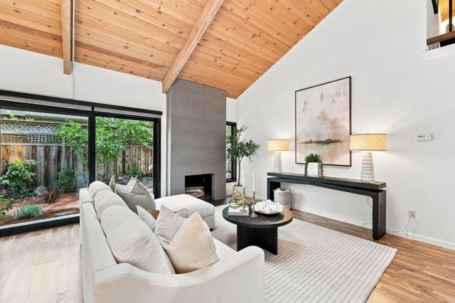 146 Hemlock Court, Palo Alto, CA 94306