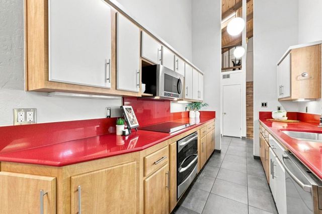146 Hemlock Court, Palo Alto, CA 94306