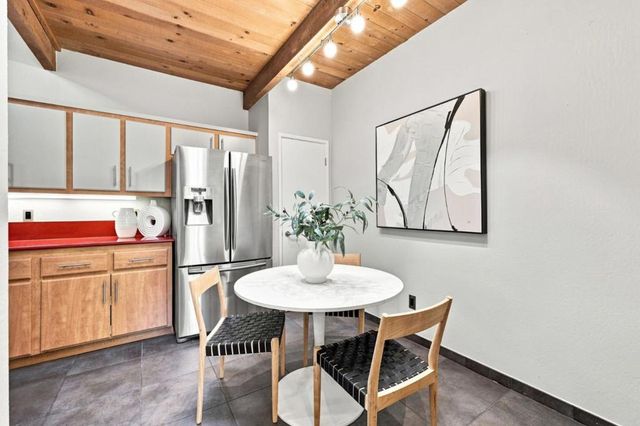 146 Hemlock Court, Palo Alto, CA 94306