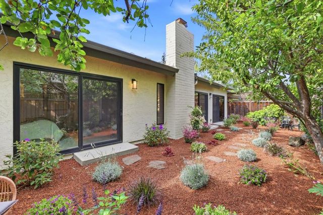 146 Hemlock Court, Palo Alto, CA 94306